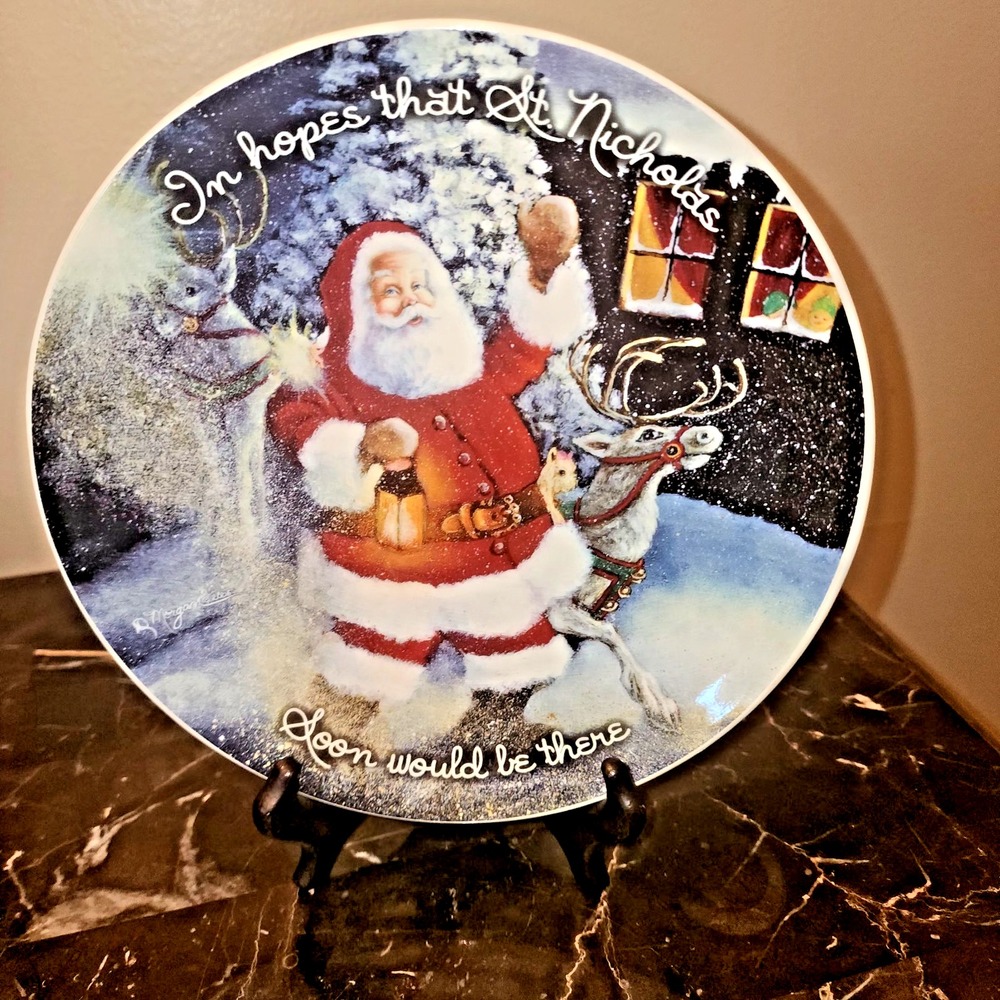 burton +Burton 8" Holiday Gift / Christmas Plate Decoration with Stand
